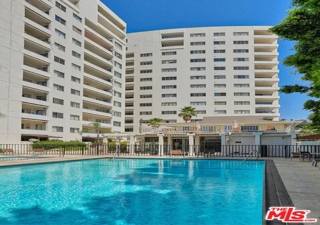 4th image of 7250 Franklin Ave #1006, Los Angeles, CA 90046 | MLS# 26835961