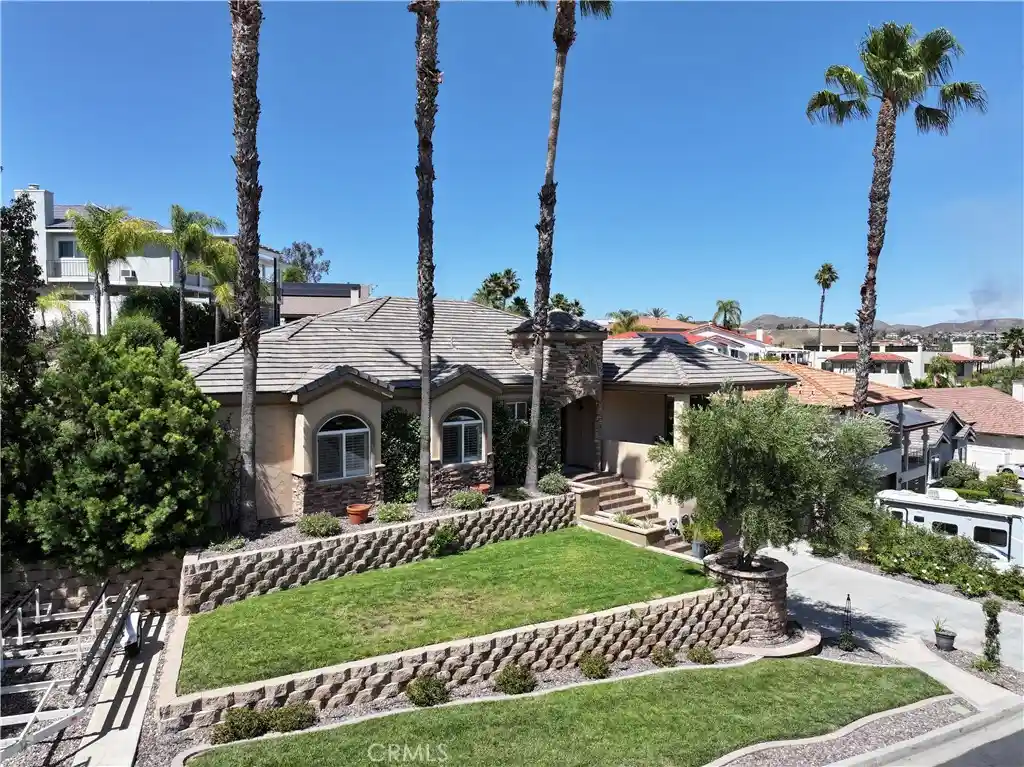 Photo 1 of Single family home for sale at 22142 Hoofbeat, Canyon Lake, CA 92587 | MLS# SW26111486 | Listing updated on 2026-10-31
