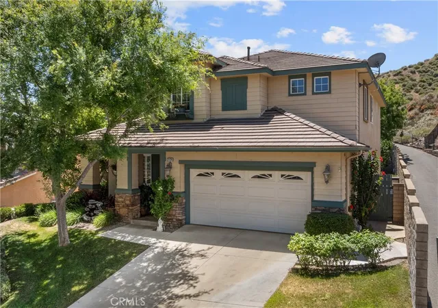 Homes for sale in Saugus, CA | 21124 Cross Creek Dr, Saugus, CA 91350 | MLS# SW26108270