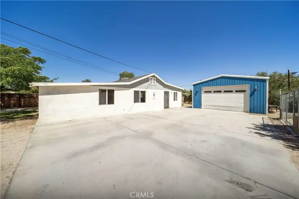Photo 1 of Sale Pending at 12537 E Ave V 12, Pearblossom, CA 93553 | MLS# SR26111602 | Listing updated on 2026-10-13