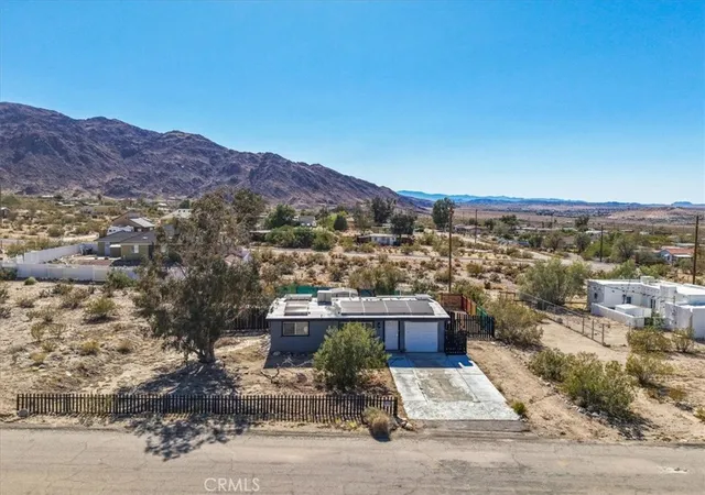 Photo 2 of Single family home for sale at 7714 Maude Adams Ave, Twentynine Palms, CA 92277 | MLS# JT26104078 | Listing updated on 2026-05-23
