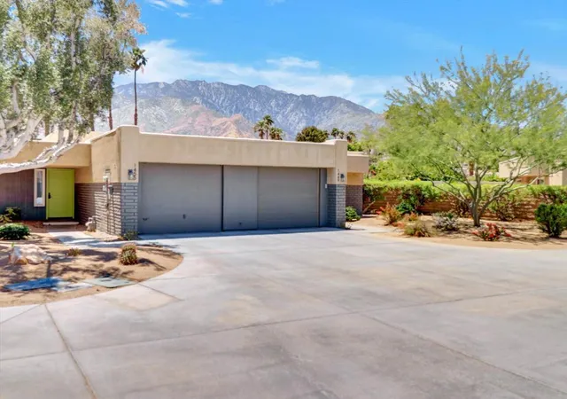 Homes for sale in Palm Springs, CA | 1455 Sunflower Cir S, Palm Springs, CA 92262 | MLS# 219148200DA