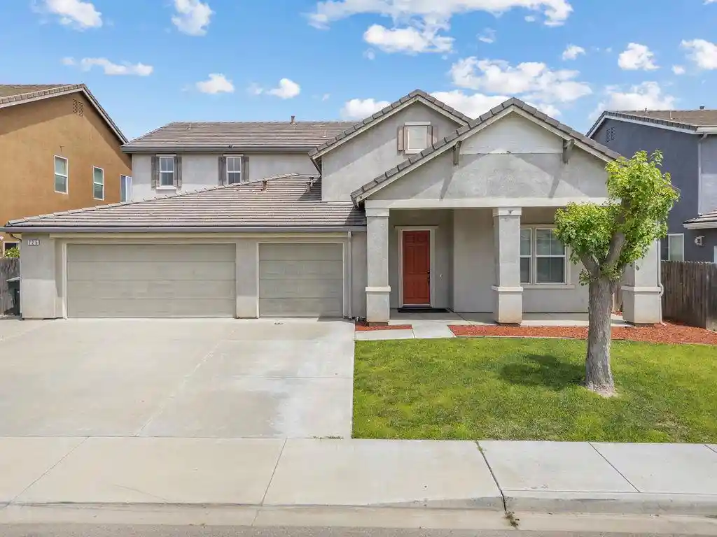 Photo 1 of Single family home for sale at 725 Oxalis Dr, Newman, CA 95360 | MLS# ML82047542 | Listing updated on 2026-10-18