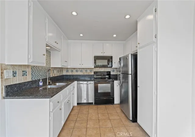 Homes for sale in Long Beach, CA | 1187 E 3Rd, Long Beach, CA 90802