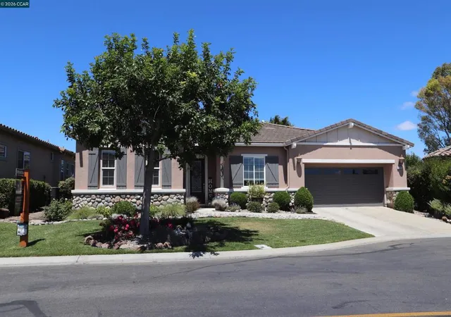 Homes for sale in Rio Vista, CA | 1185 Vintage Dr, Rio Vista, CA 94571 | MLS# 41135665