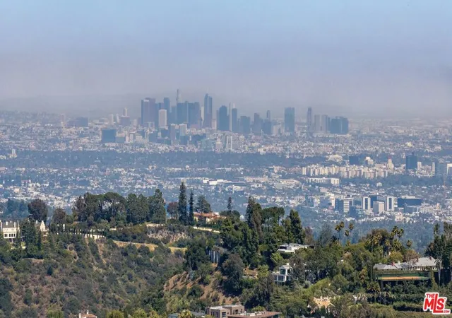10th image of 1612 Stradella Rd, Los Angeles, CA 90077 | MLS# 26837549