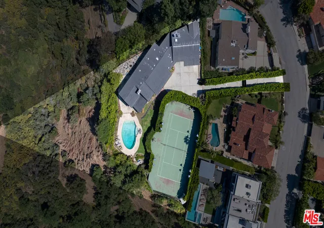1st image of 1612 Stradella Rd, Los Angeles, CA 90077 | MLS# 26837549