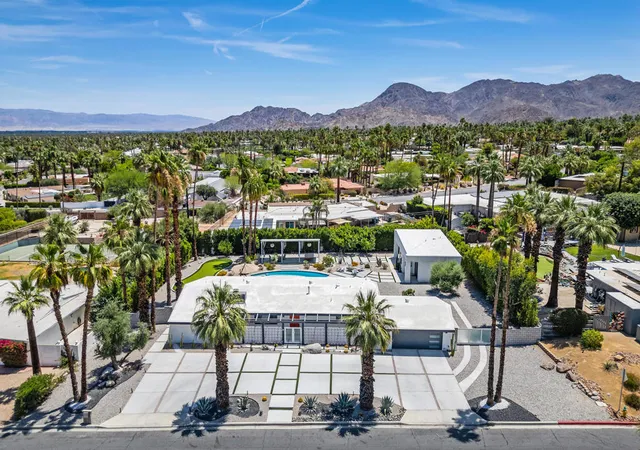 Photo 2 of Single family home for sale at 73075 Shadow Mountain Dr, Palm Desert, CA 92260 | MLS# 219148208DA | Listing updated on 2026-07-07