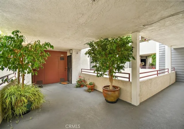 Homes for sale in Long Beach, CA | 730 W 4Th, Long Beach, CA 90802 | MLS# RS26109245