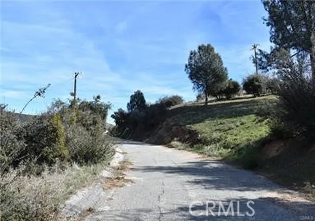 Photo 3 of Land for sale at 1 Vac/austin Way/sylvan Dr, Lake Hughes, CA 93532 | MLS# SR26111662 | Listing updated on 2026-05-22