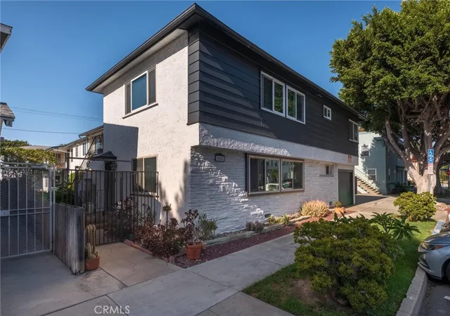 Homes for sale in Long Beach, CA | 1057 E Appleton #10, Long Beach, CA 90802 | MLS# SB26111645
