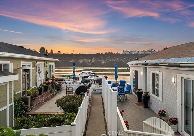 Photo 2 of Manufactured home for sale at 8 Saratoga, Newport Beach, CA 92660 | MLS# OC26107189 | Listing updated on 2026-10-05