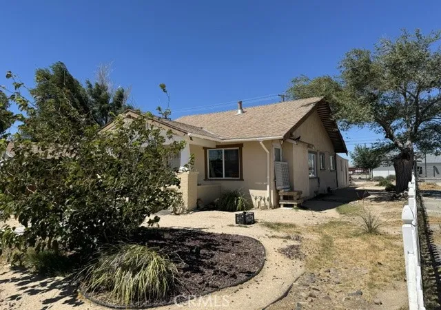 Homes for sale in Mojave, CA | 15957 K, Mojave, CA 93501 | MLS# SR26111752