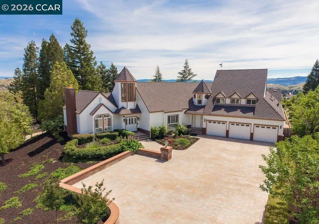 Photo 2 of Sale Pending at 4110 Sugar Maple Dr, Danville, CA 94506 | MLS# 41135682 | Listing updated on 2026-07-11