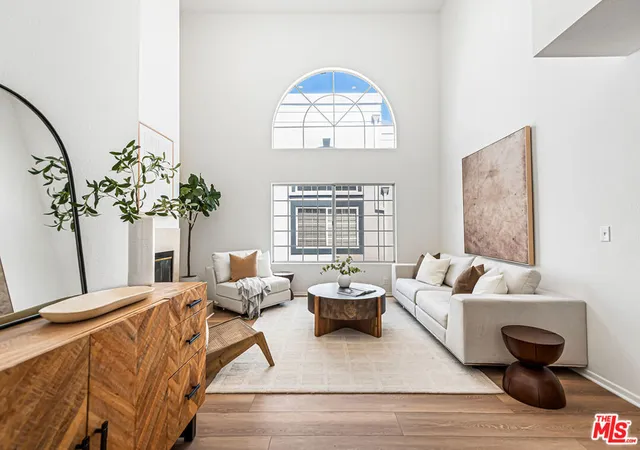 3rd image of 3949 Bentley Ave #8, Culver City, CA 90232 | MLS# 26834737