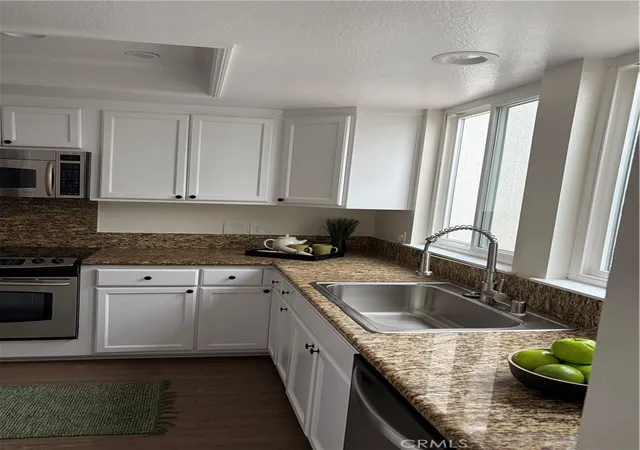 Listing Photo 4 - Condo for sale in building located at 747 Avenida Majorca, Laguna Woods, CA 92637 - Unit #C