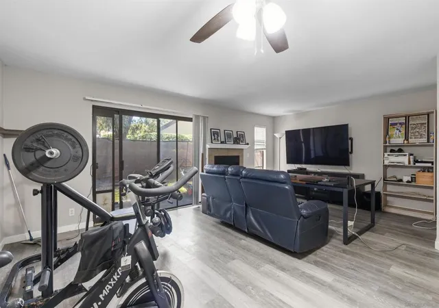 Listing Photo 5 - Condo for sale in building located at 9895 Scripps Westview Wy, San Diego, CA 92131 - Unit #149