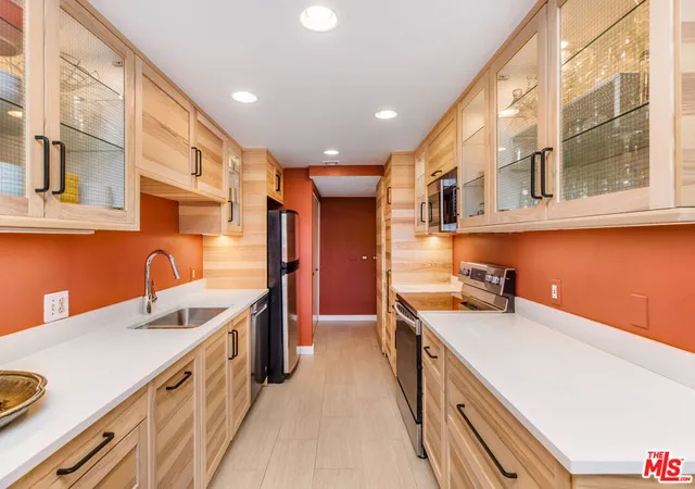 5th image of 8828 Pershing Dr, Playa Del Rey, CA 90293