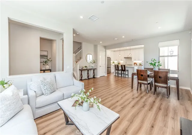 5th image of 152 Sunnyside, Irvine, CA 92618 | MLS# OC26109691