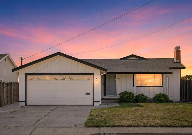 Homes for sale in San Pablo, CA | 2167 Cypress Ave, San Pablo, CA 94806 | MLS# ML82048265