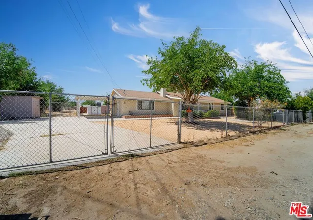 3rd image of 10250 E Avenue Q10, Littlerock, CA 93543 | MLS# 26836891