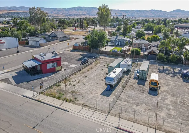 Homes for sale in Taft, CA | 303 Harrison St, Taft, CA 93268 | MLS# SR26111911