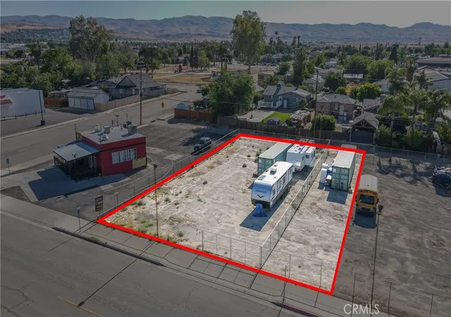 Homes for sale in Taft, CA | 303 Harrison St, Taft, CA 93268 | MLS# SR26111911