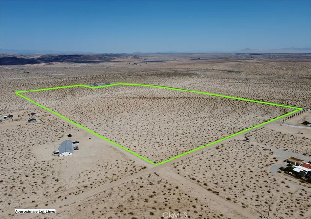 3rd image of 70700 Two Mile Rd, Twentynine Palms, CA 92277 | MLS# JT26111934