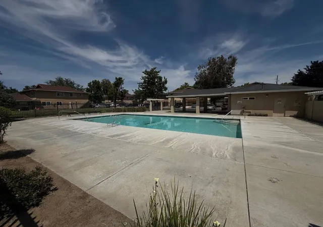2nd image of 2505 Prescott Rd, Modesto, CA 95350