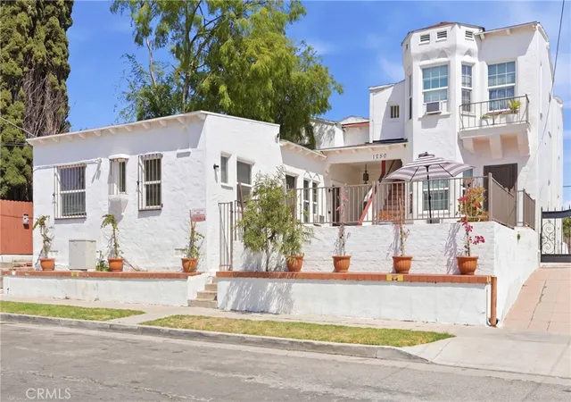 1st image of 1250 N Mariposa Ave, Los Angeles, CA 90029 | MLS# DW26111998