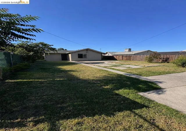 18th image of 2236 E Stadium Dr, Stockton, CA 95205 | MLS# 41135735