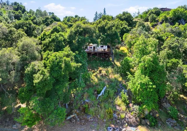 Homes for sale in Lower Lake, CA | 5156 Lake Rd, Lower Lake, CA 95457 | MLS# ML82048296