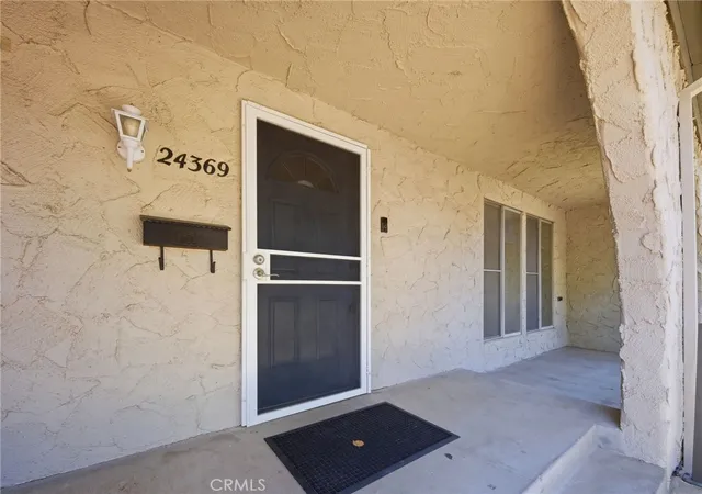 Homes for sale in Newhall, CA | 24369 La Glorita, Newhall, CA 91321 | MLS# SR26109840