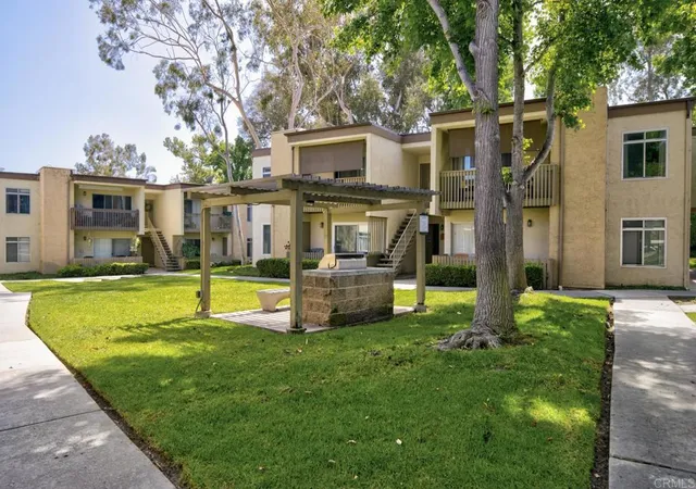 Photo 1 of Sale Pending at 432 Edgehill Ln #116, Oceanside, CA 92054 | MLS# NDP2604978 | Listing updated on 2026-09-18