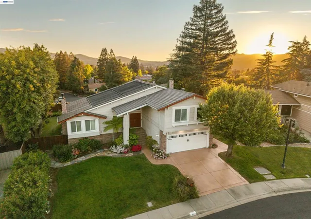 1st image of 17 Suva Court, San Ramon, CA 94582 | MLS# 41135750