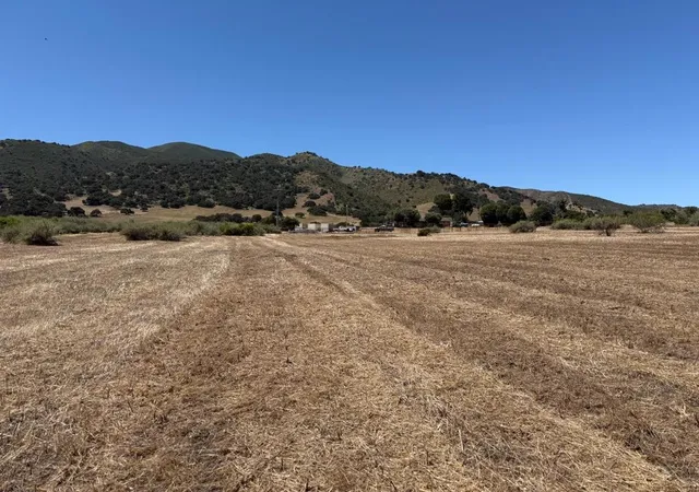 3rd image of 0 River Rd, Salinas, CA 93908 | MLS# ML82048310