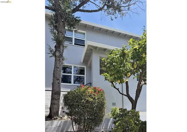 1st image of 1825 Highland Pl #1821, Berkeley, CA 94709 | MLS# 41135758