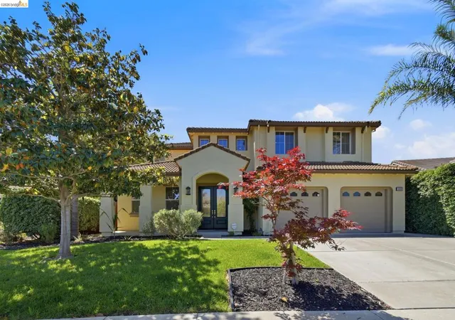 Homes for sale in Vacaville, CA | 1050 Overland Pl, Vacaville, CA 95687 | MLS# 41135767