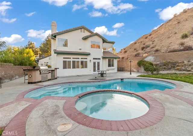 Photo 2 of Single family home for sale at 14439 Grandiflors, Canyon Country, CA 91387 | MLS# SR26112164 | Listing updated on 2026-09-27