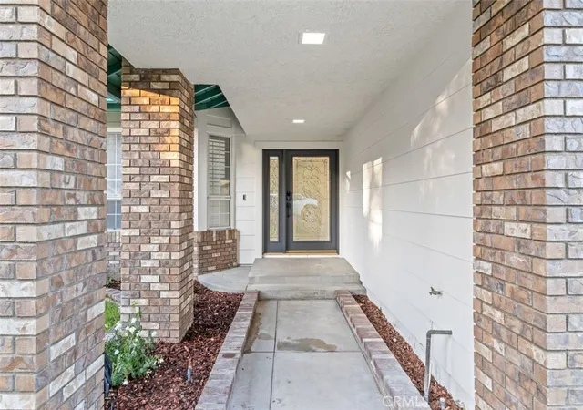 Photo 3 of Single family home for sale at 14439 Grandiflors, Canyon Country, CA 91387 | MLS# SR26112164 | Listing updated on 2026-09-27