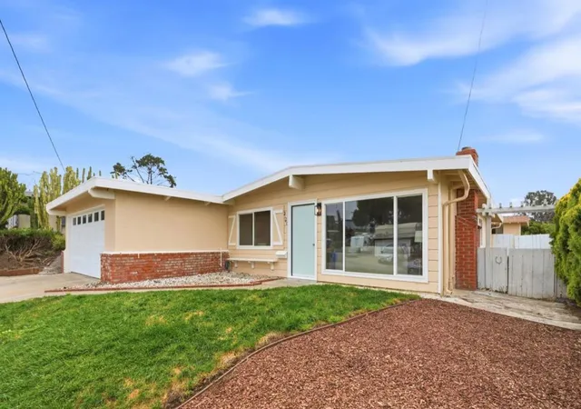 Homes for sale in San Pablo, CA | 2140 Espanola Dr, San Pablo, CA 94806 | MLS# ML82048318