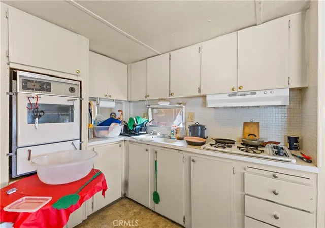 Photo 3 of Manufactured home for sale at 2075 W Rialto #29, San Bernardino, CA 92410 | MLS# IG26111820 | Listing updated on 2026-05-22
