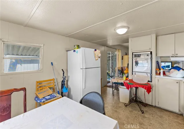 Photo 4 of Manufactured home for sale at 2075 W Rialto #29, San Bernardino, CA 92410 | MLS# IG26111820 | Listing updated on 2026-05-22