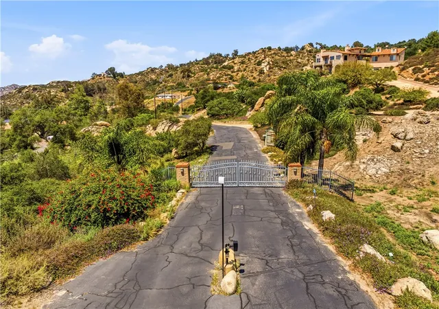 Photo 43 of Single family home for sale at 1485 Via Ladera, Fallbrook, CA 92028 | MLS# SW26112176 | Listing updated on 2026-09-24