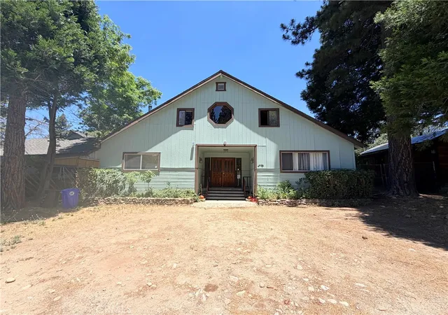 1st image of 295 Spruce, Crestline, CA 92325 | MLS# IG26103489
