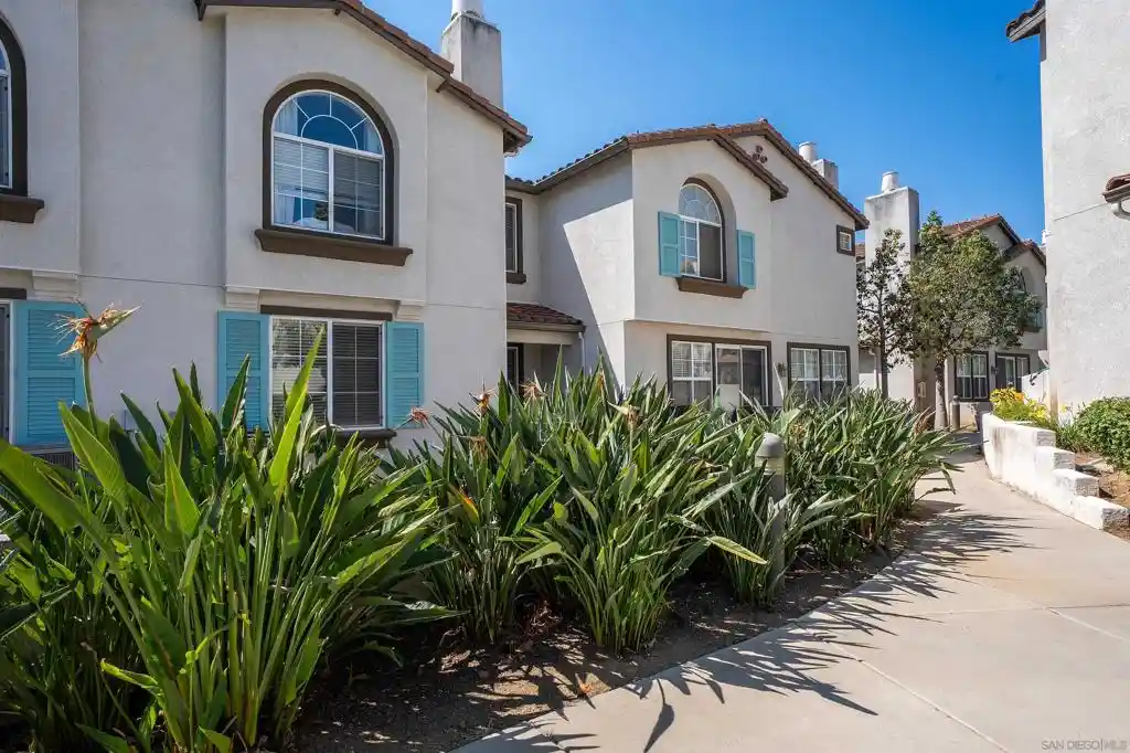 Photo 1 of Townhouse for sale at 289 Reef Point #3, Oceanside, CA 92058 | MLS# 260012535SD | Listing updated on 2026-10-12