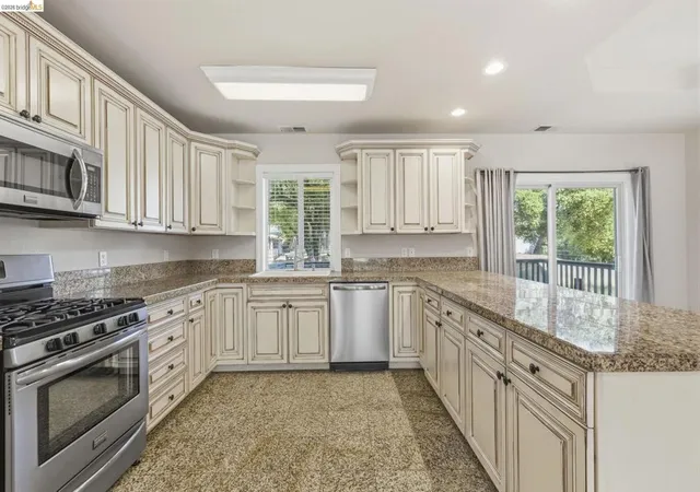 Photo 1 of Single family home for sale at 20686 Crst Pine Easement, Groveland, CA 95321 | MLS# 41135787 | Listing updated on 2026-10-03