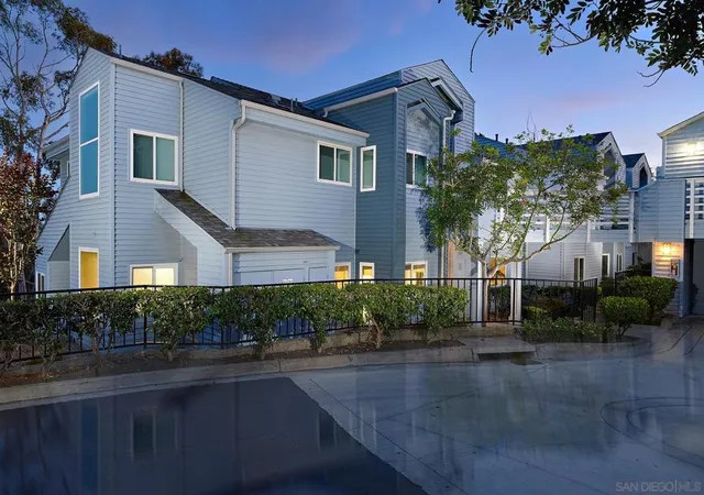 Photo 3 of Condo for sale at 11037 Caminito Vista Pacifica, San Diego, CA 92131 | MLS# 260012539SD | Listing updated on 2026-10-02