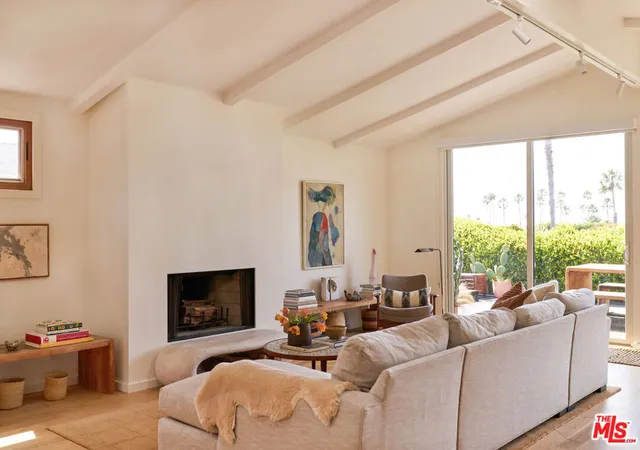 Homes for sale in Malibu, CA | 29500 Heathercliff Road #288, Malibu, CA 90265 | MLS# 26837845