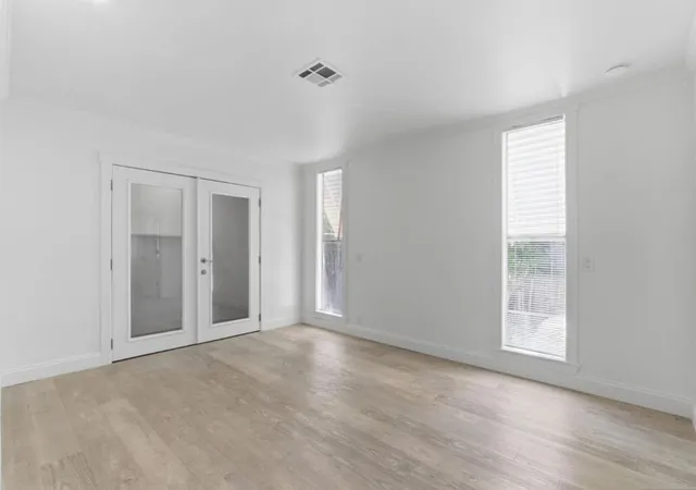 2nd image of 385 Pinefield Rd, San Jose, CA 95134 | MLS# ML82048339